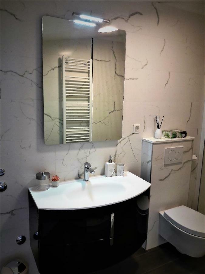Ena Apartament Zadar