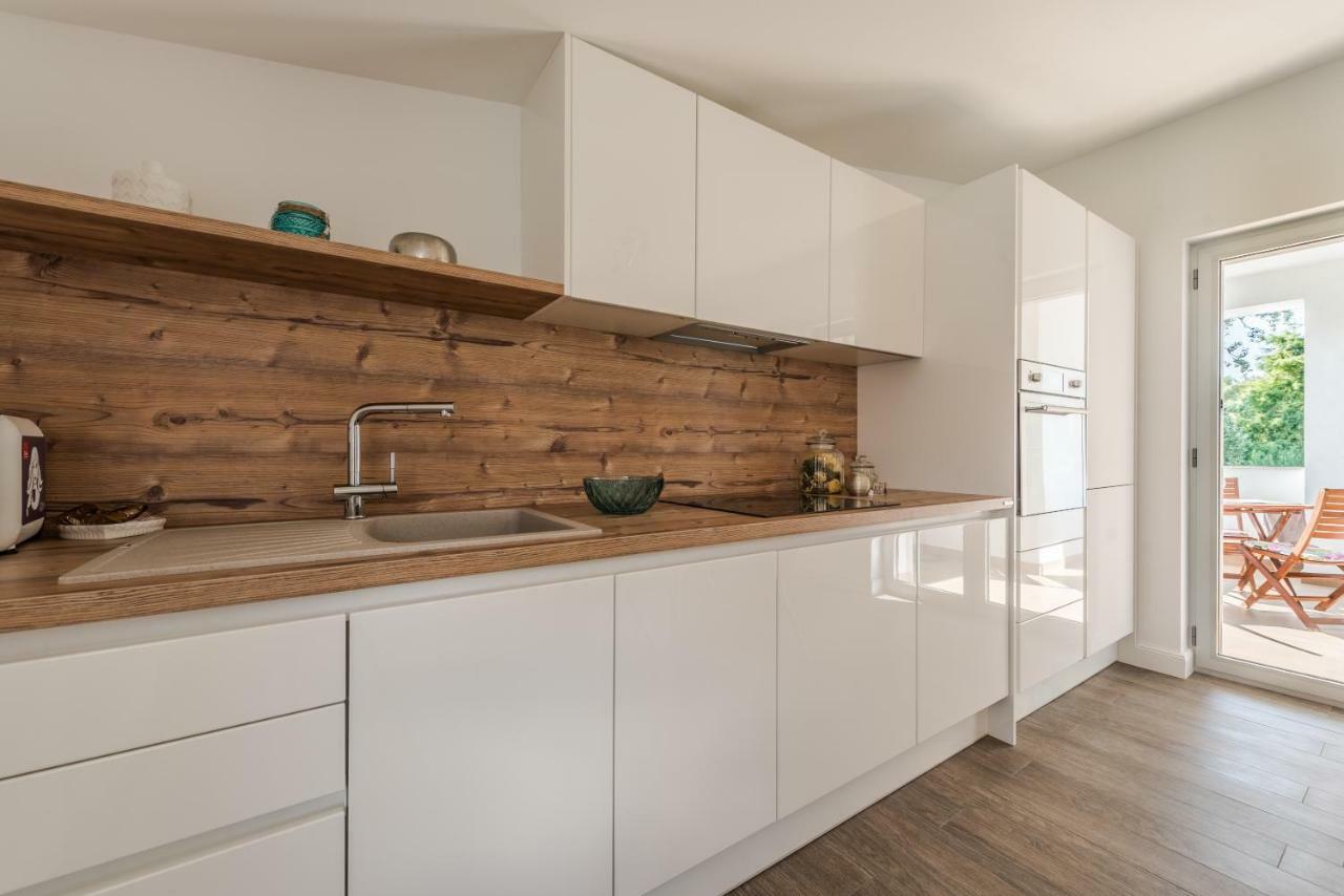 Apartament Ena *